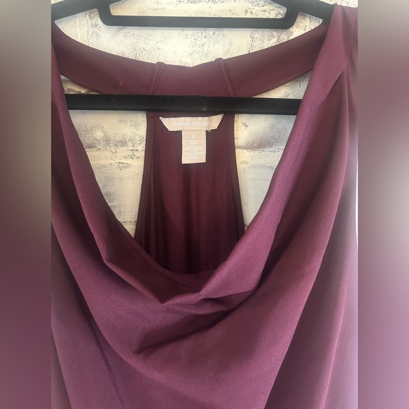 Banana Republic | Burgundy Cowl Neck Sleeveless Top - Picture 5 of 7